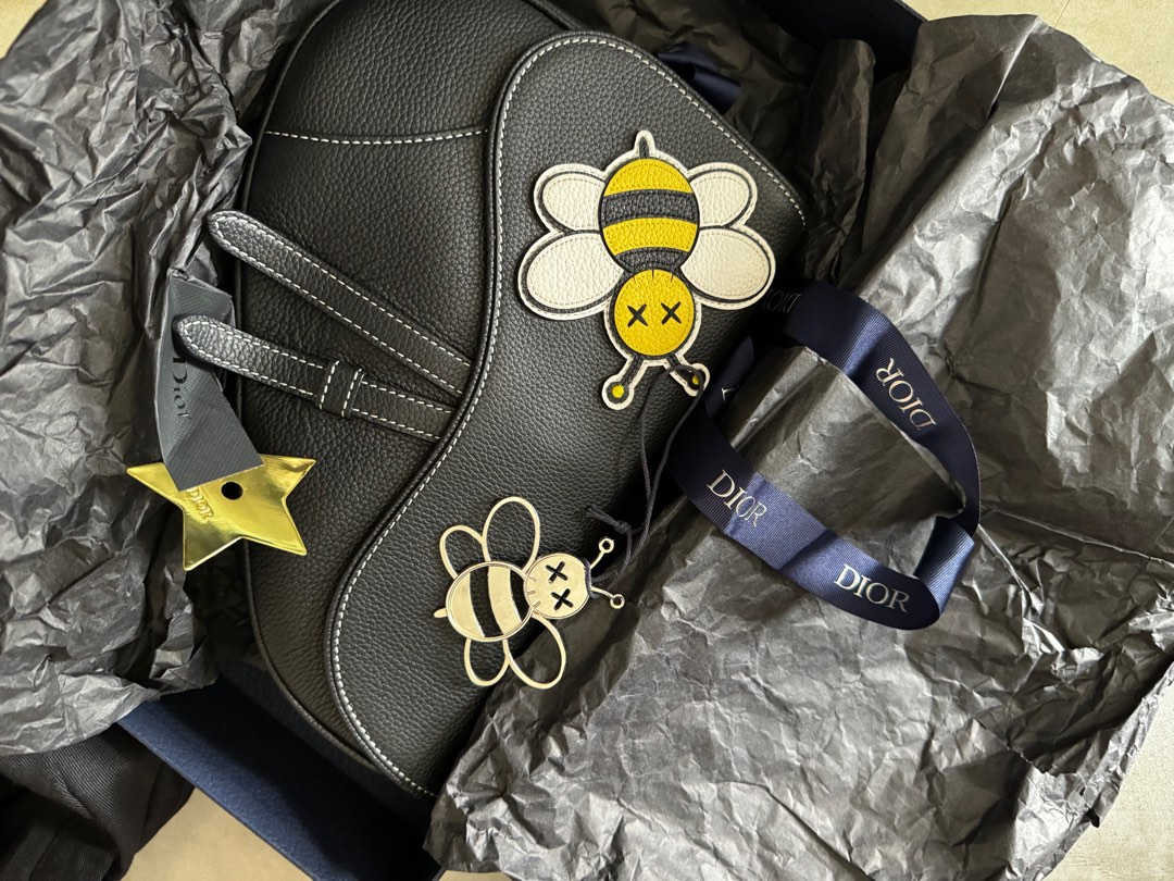RARE LIMITED EDITION DIOR x KAWS SADDLEBAG Men s Fashion Bags Sling Bags on Carousell