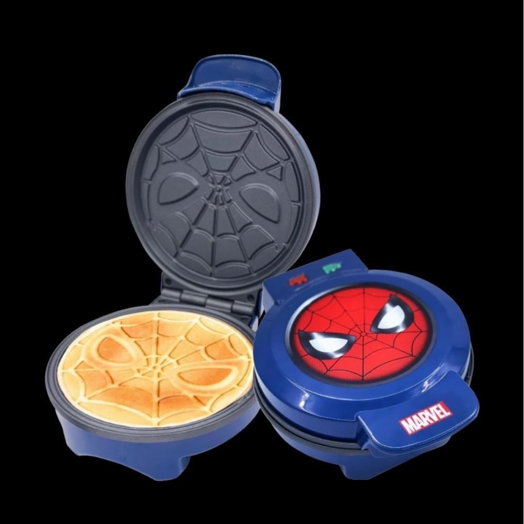 Russell Taylors Spiderman waffle maker Furniture Home Living