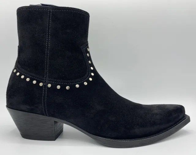 Lukas boots shop