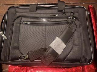 Samsonite 17" EZ Scan Laptop Bag