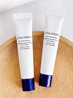 Shiseido Vital Perfection Uplifting and Firming Eye Cream 5ml 資生堂賦活塑顏提拉眼霜64242679943171110