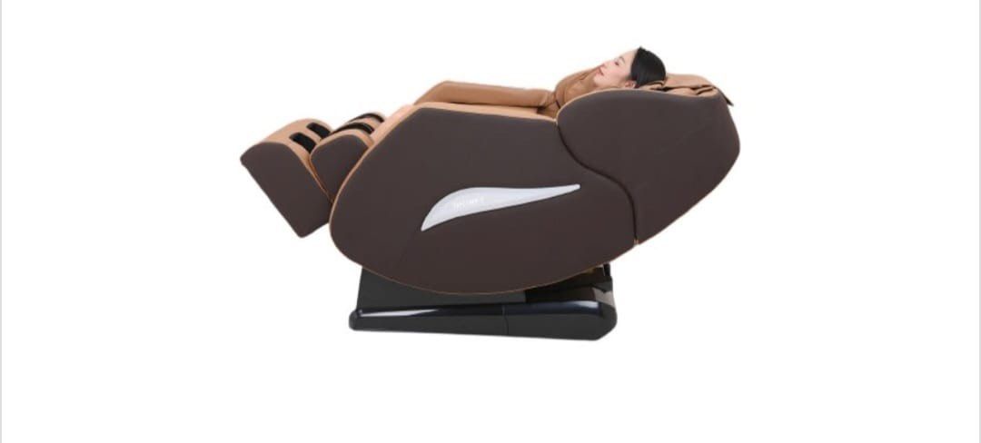 Snowfit Oasis Full Body Multifunctional Smart Massage Chair