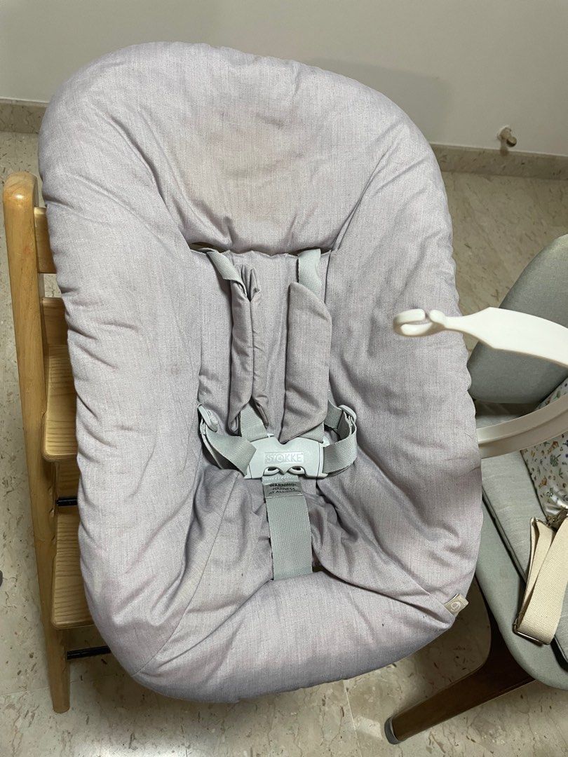 Stokke newborn hotsell set toy hanger