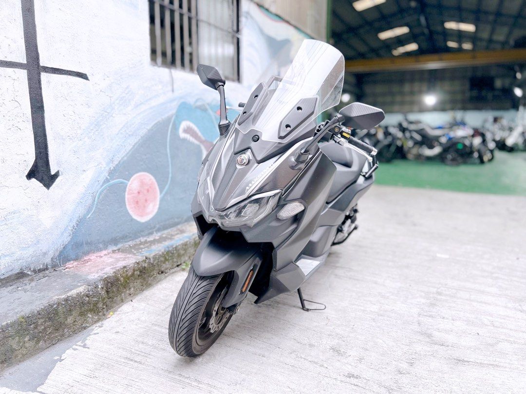SYM Maxsym TL500, 機車, 重機在旋轉拍賣