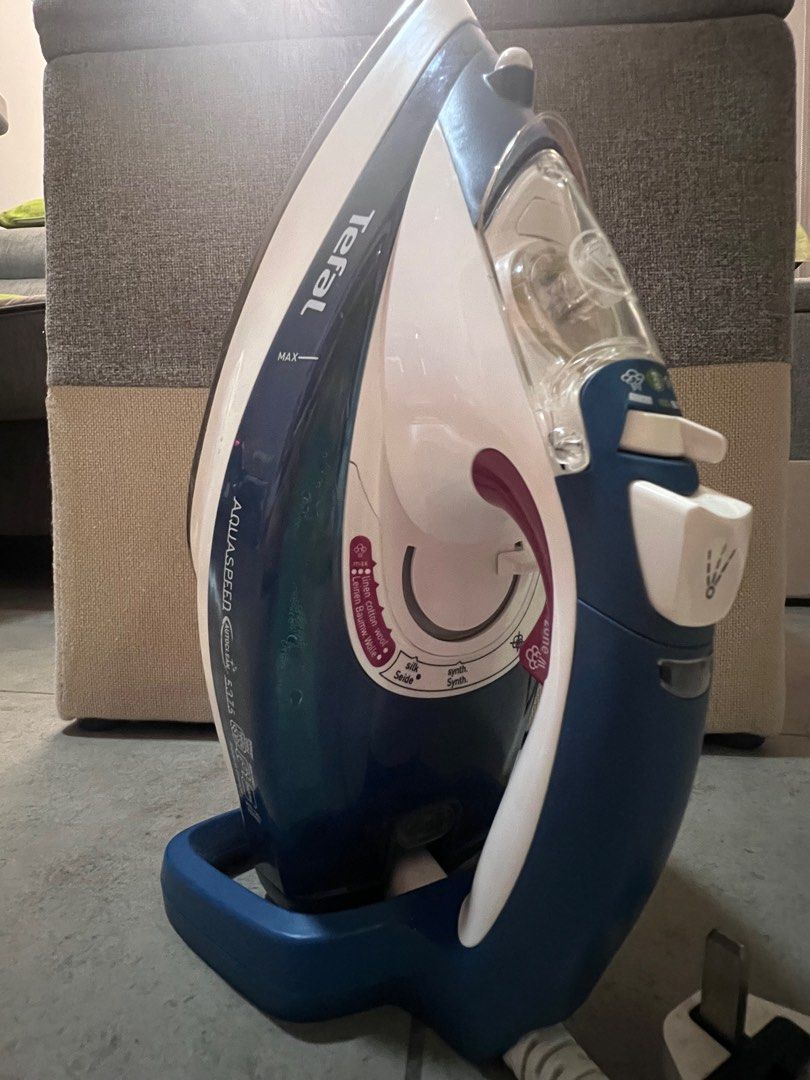 Tefal online aquaspeed iron