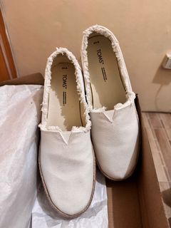 Toms Espadrilles Wedge in White Canvas