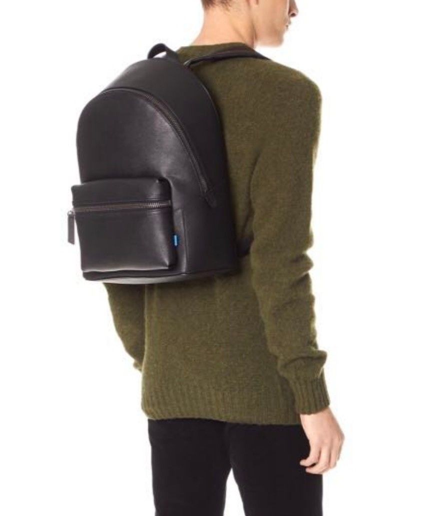 Uri minkoff clearance paul backpack