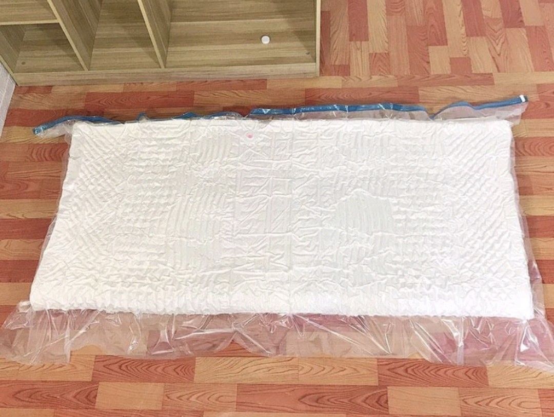 Leak-proof Mattress Vacuum Bag Durable Mattress Storage Bag User-friendly Mattress  Vacuum Storage Bags Space Saver