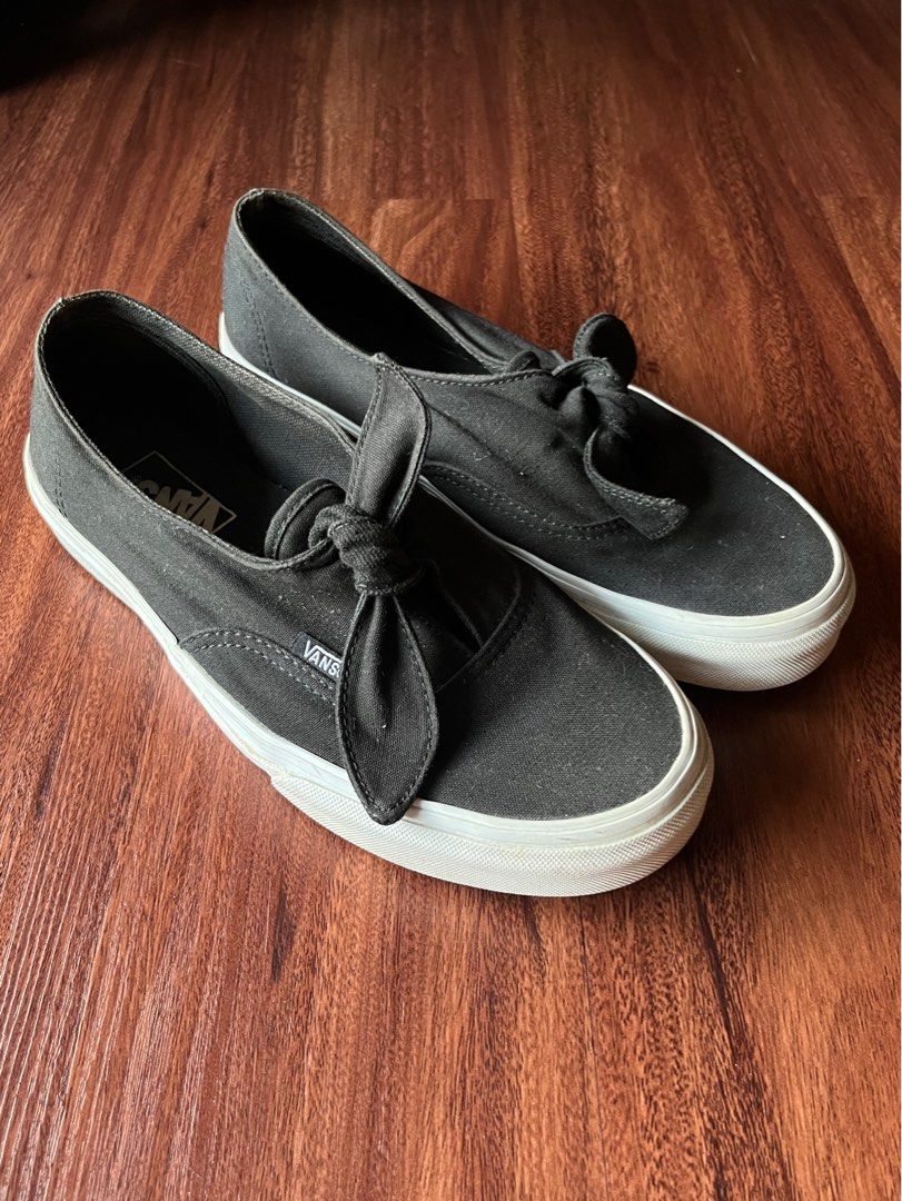 Vans Authentic Knotted Slip On Black Fesyen Wanita Sepatu di