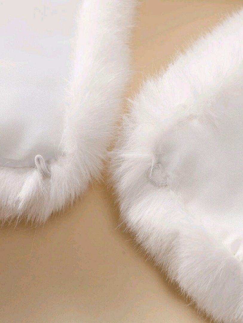 White faux fur collar outlet