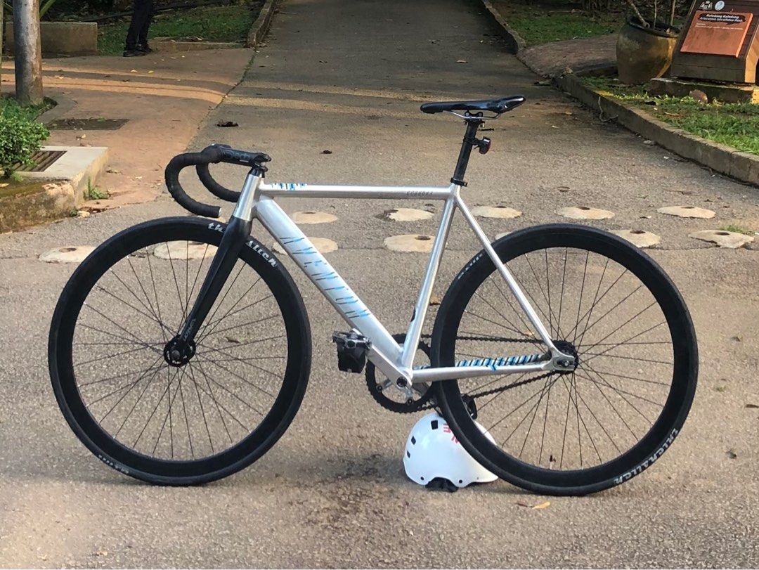 Aventon cordoba silver online
