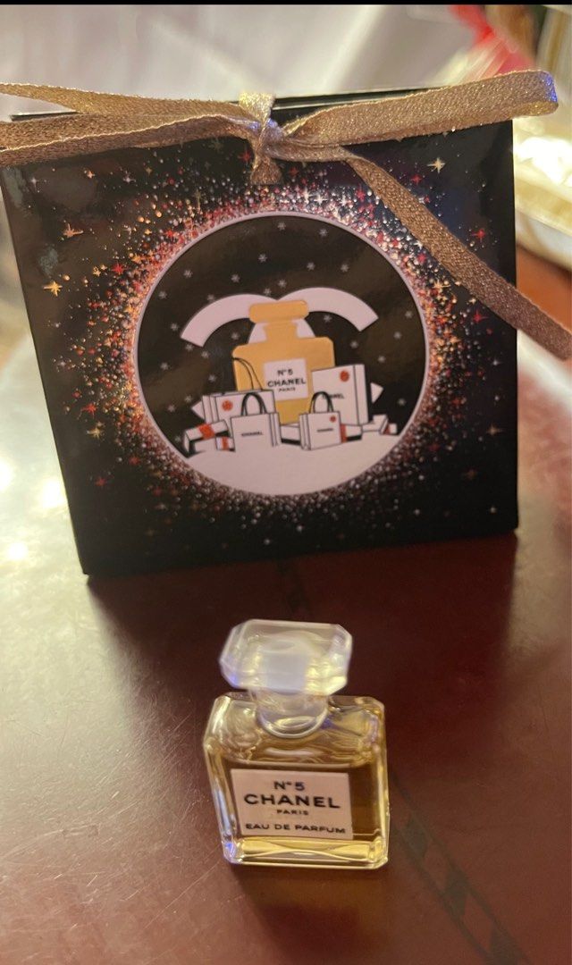 Xmas VIP Chanel No 5 , 1.5ml 迷你香水連盒。100% New, 美容＆個人