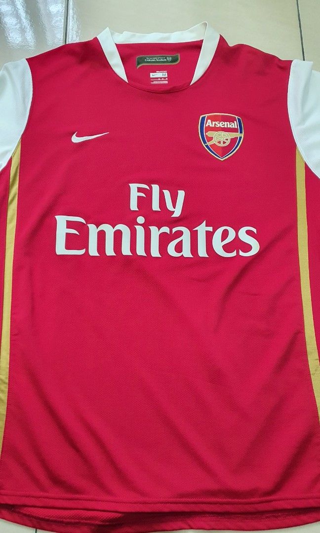 Arsenal top 2006 shirt