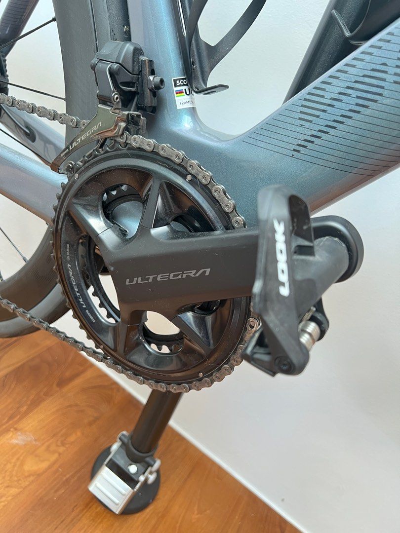 2023 Scott Foil RC 20 - limited edition (Category: Bicycles) located in Singapore. Submitted by fish982822 (Listing ID 1289926666, Image 2). Description: 2023 Scott Foil RC 20 For Sale Aero, Lightweight and Comfort. Size XS (49) FOIL Disc HMX Carbon Frame FOIL Disc HMX Fork Schwalbe ONE Race-Guard Fold Tires Two major upgrades to reduce the overall bike weight * Shimano Ultegra Di2 24 Speed Electronic Shift System, 52x36 T Crankset, 11-30 Cassett