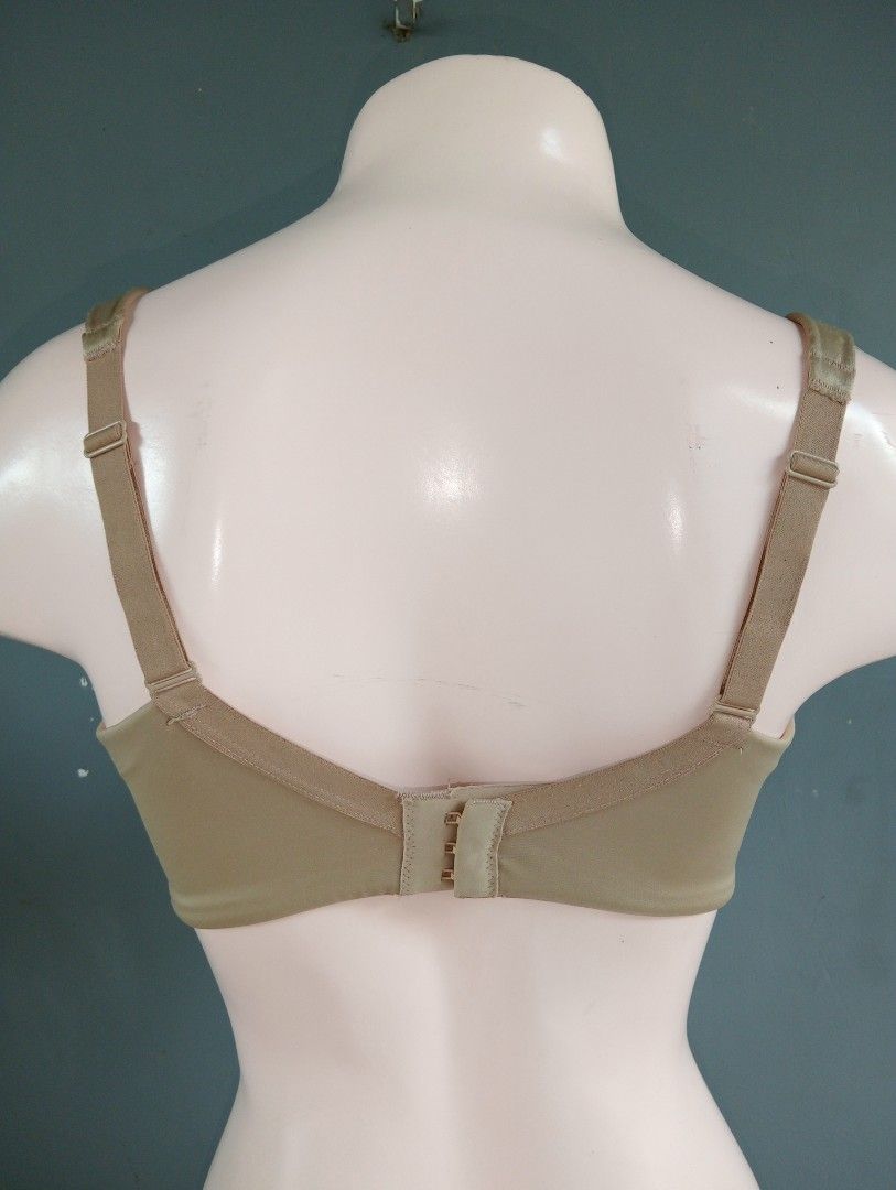 36DDD SOMA bra thin pads with underwire, Women's Fashion