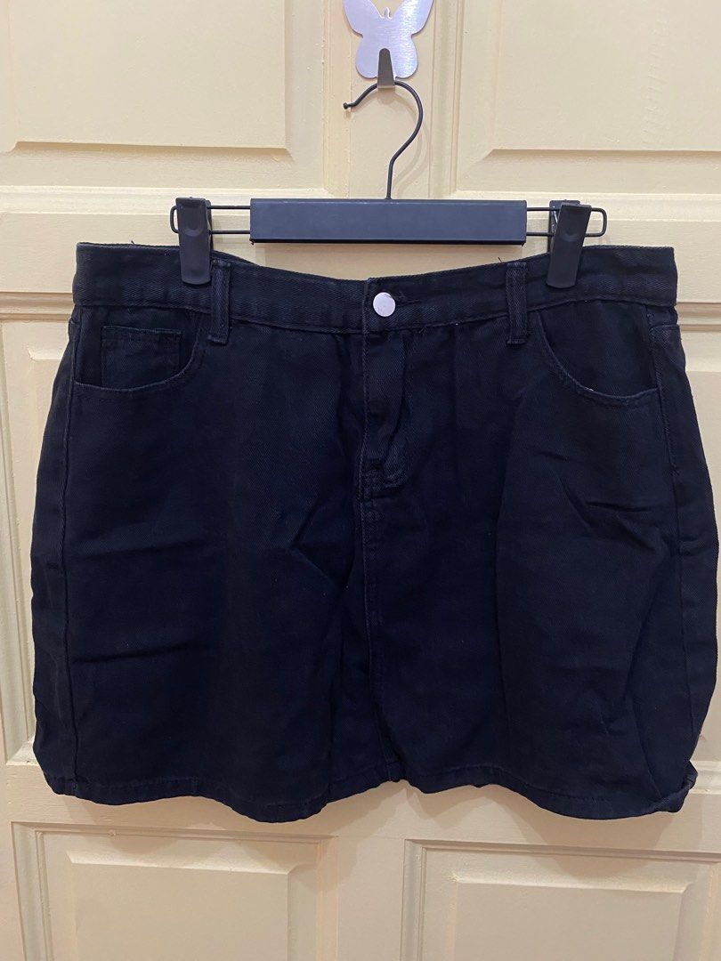 4XL BLACK SKIRT