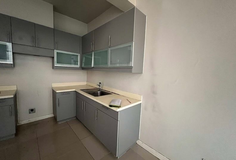 68 Roces, Quezon City Four Storey Townhouse, Property, For Sale ...