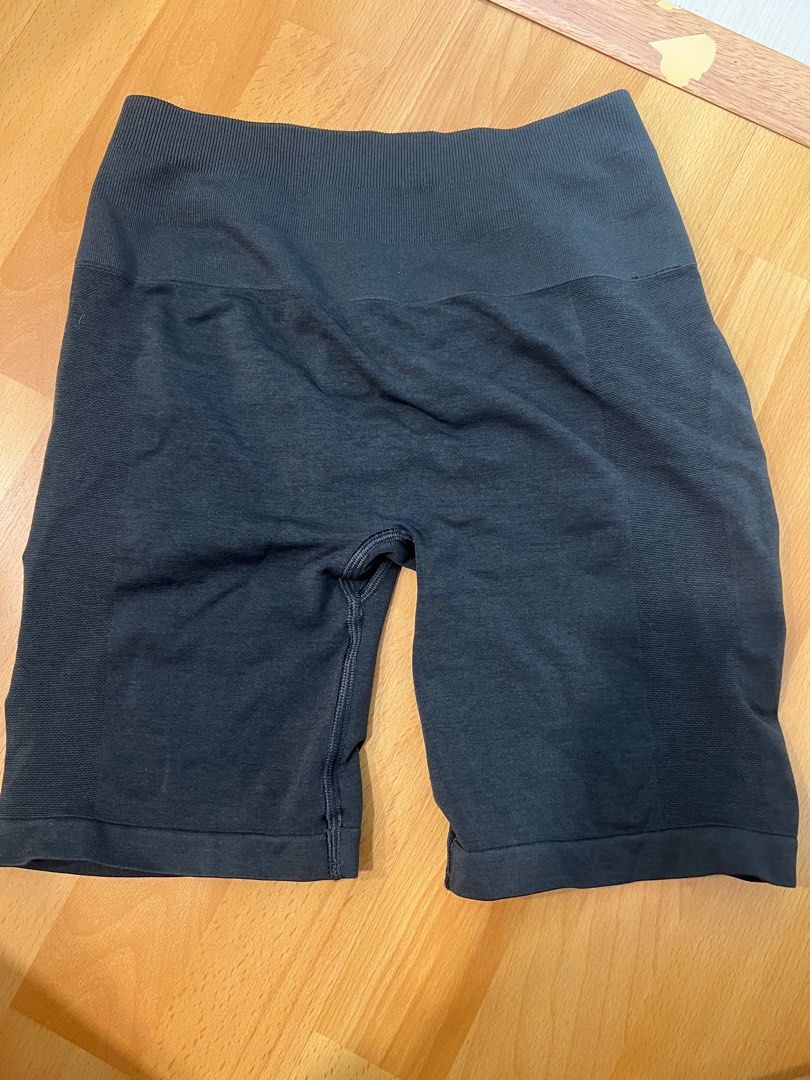 Alphalete grey amplify shorts S