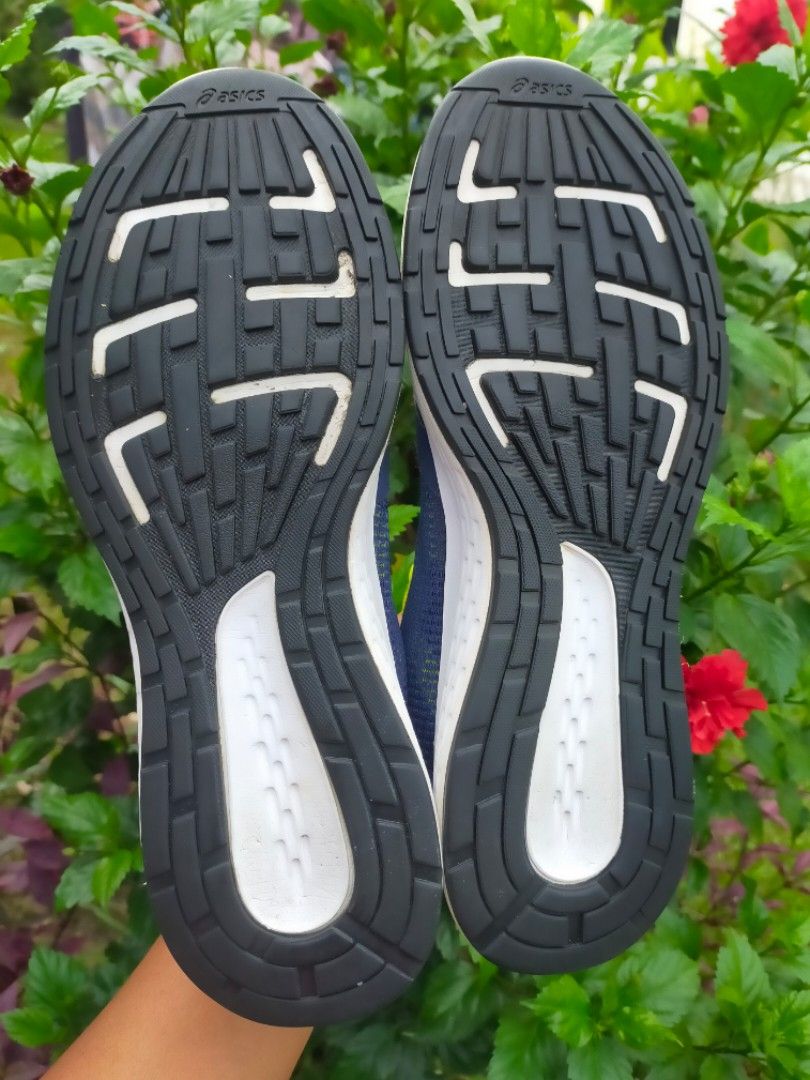 AsIcs gel patriot 10 sport sneakers size 7uk