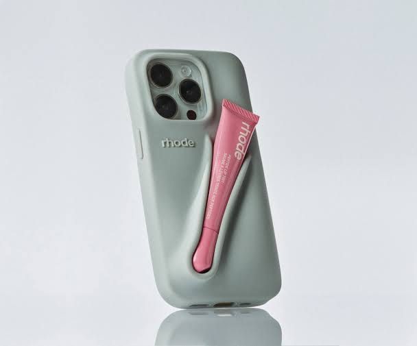 (READ DESCRIPTION) Authentic Rhode Lip Phone Case & Lip Tints (Category: Cases & Sleeves) located in Quezon City. Submitted by jkvante (Listing ID 1290085502, Image 1). Description: Preorder basis ONLY. 50% DP required before I place your order! The case is in stock now and I'll do cut off nalang if sold out na. March 2 orders - FULFILLED April 9 restock - FULFILLED Next order cutoff: PAYO. No more batches unless may upcoming bulk restock. Rhode 