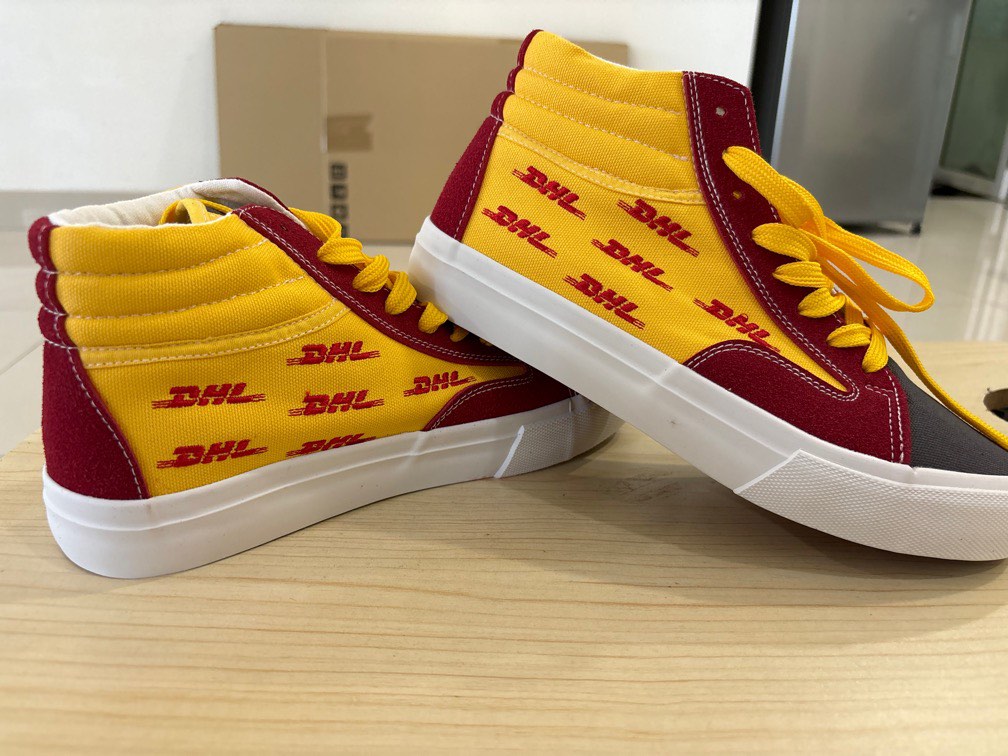 How to Pack & Ship Shoes Overseas - DHL Express SG