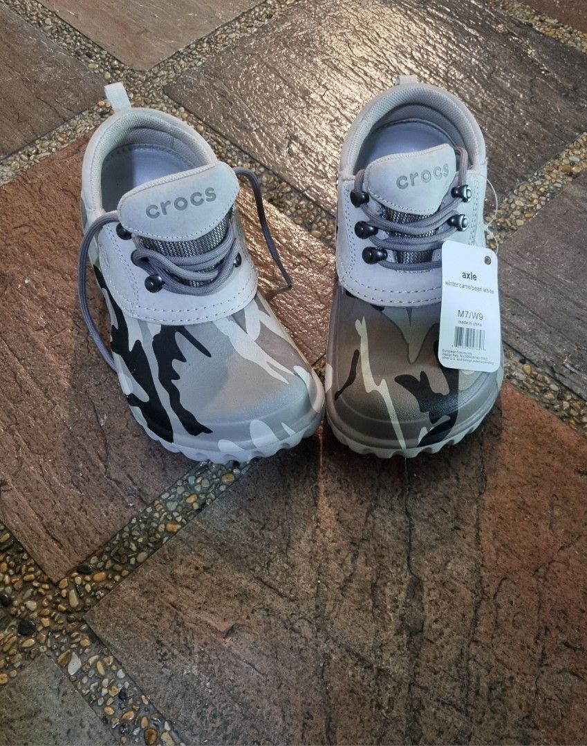 Camo crocs with laces hotsell