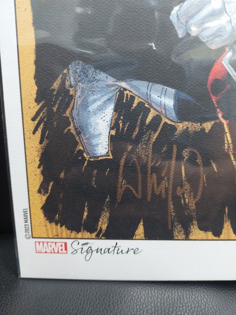 Daredevil Poster signed by Whilce Portacio (Category: Comics & Manga) located in Pasig City. Submitted by toydaddyph (Listing ID 1289921353, Image 3). Description: Item is an exclusive 11x17 Marvel Signature series Daredevil poster signed by notable Filipino American comic book writer and artist, Whilce Portacio. Item was signed by Whilce Portacio during his January 2024 visit to the Philippines. Whilce Portacio is truly one of the comic book gre