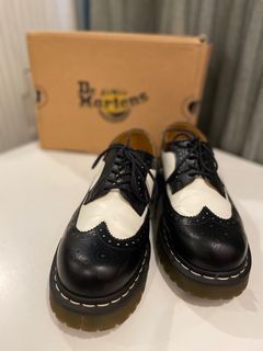 Dr. Martens 3989 Bex Brogue Shoes Doc Martens