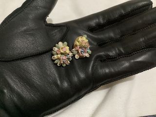 Earrings Clip On Flower design