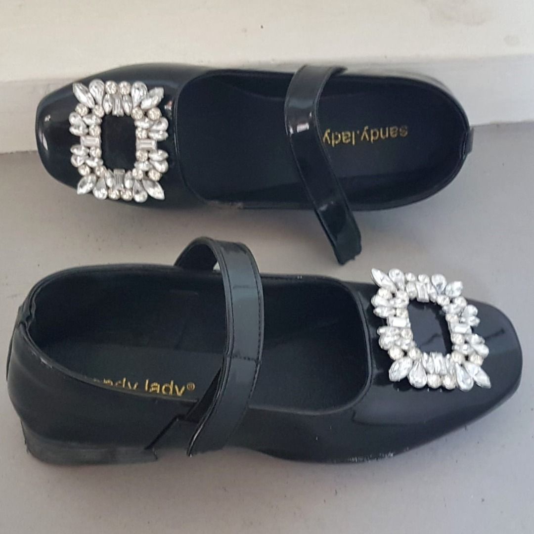 Catwalk heels lifestyle 2025