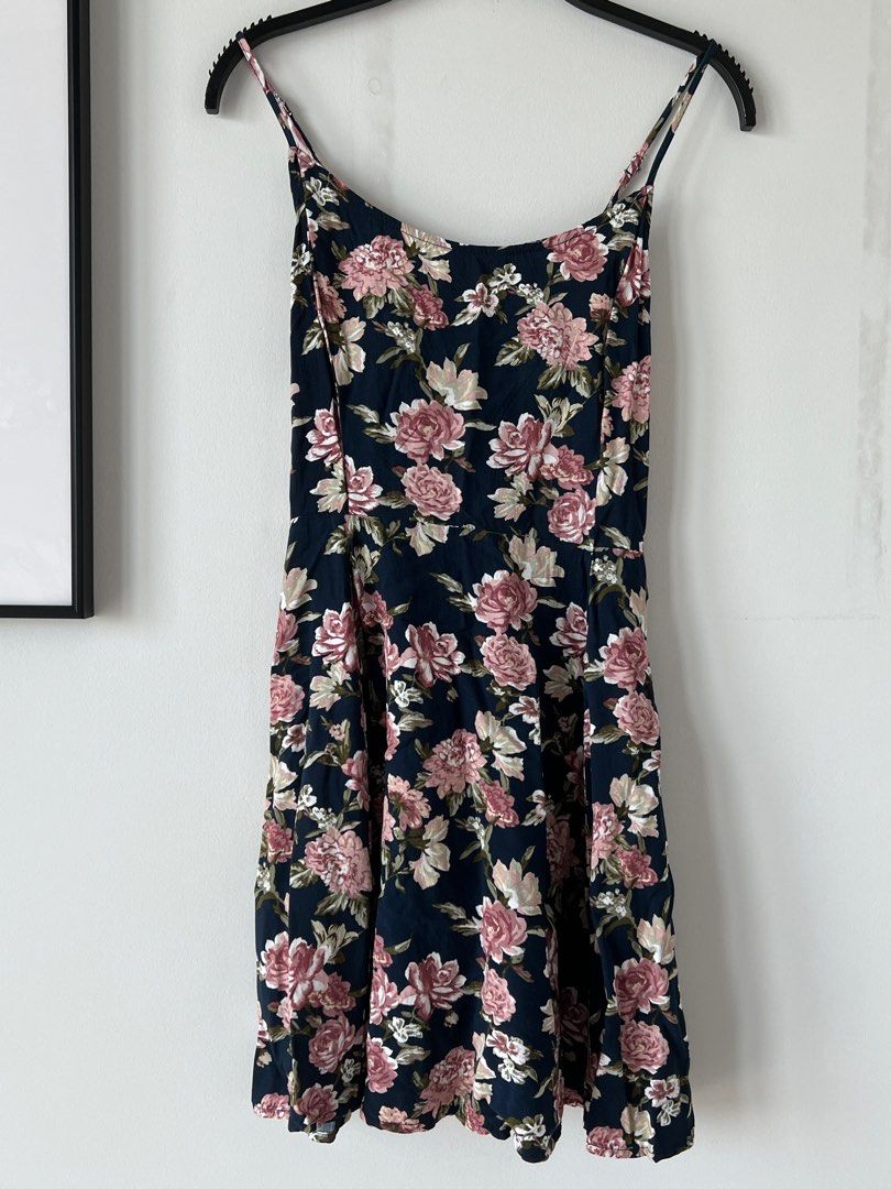Forever 21 Dark Blue Floral Flower Dress Party Wedding gown