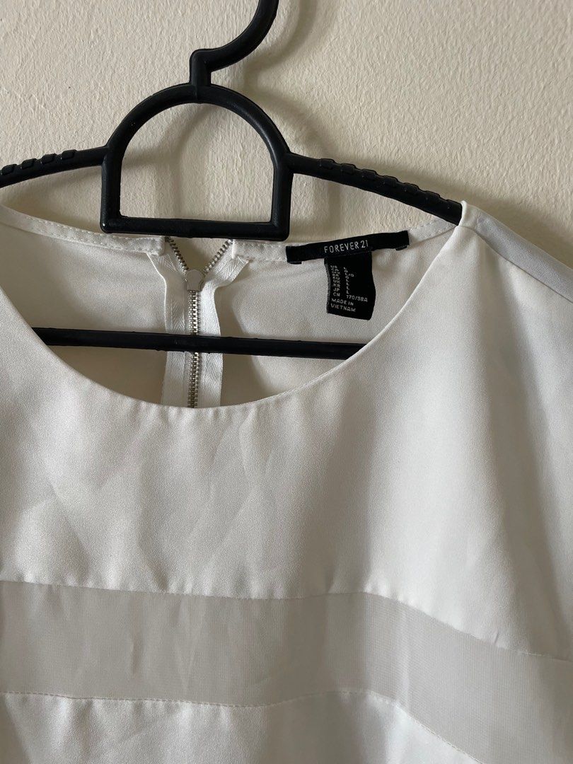 Forever 21 White Tops Women s Fashion Tops Blouses on Carousell