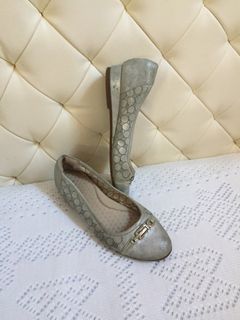 🔥Sale! Any 2 Items for 499  Hush Puppies Womens Silver Gray  Wedge US Size 7.5