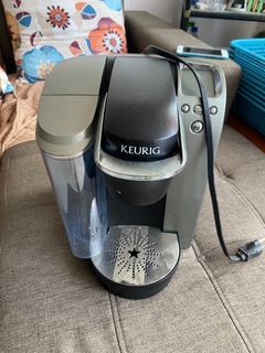 Keurig Coffee Maker with Coffee Pods Dispenser