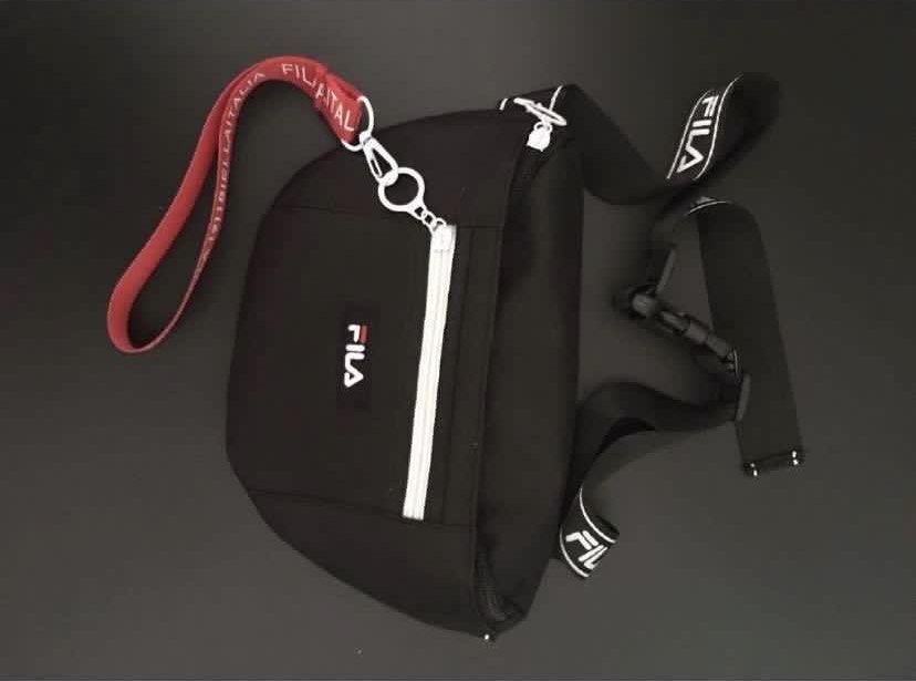 Fila shoulder bag shop korea
