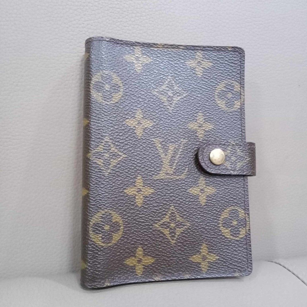 Louis Vuitton Monogran Agenda PM (Category: Luxury Bags & Wallets) located in Taguig. Submitted by esa.agustin (Listing ID 1289998961, Image 2). Description: Original Louis Vuitton Monogram Agenda PM. With dust bag and paper bag. Made in Spain..