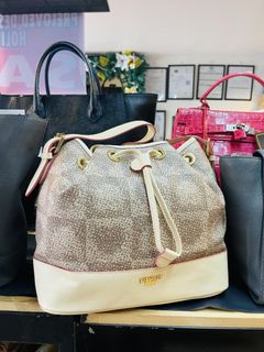 Love cat online bags price