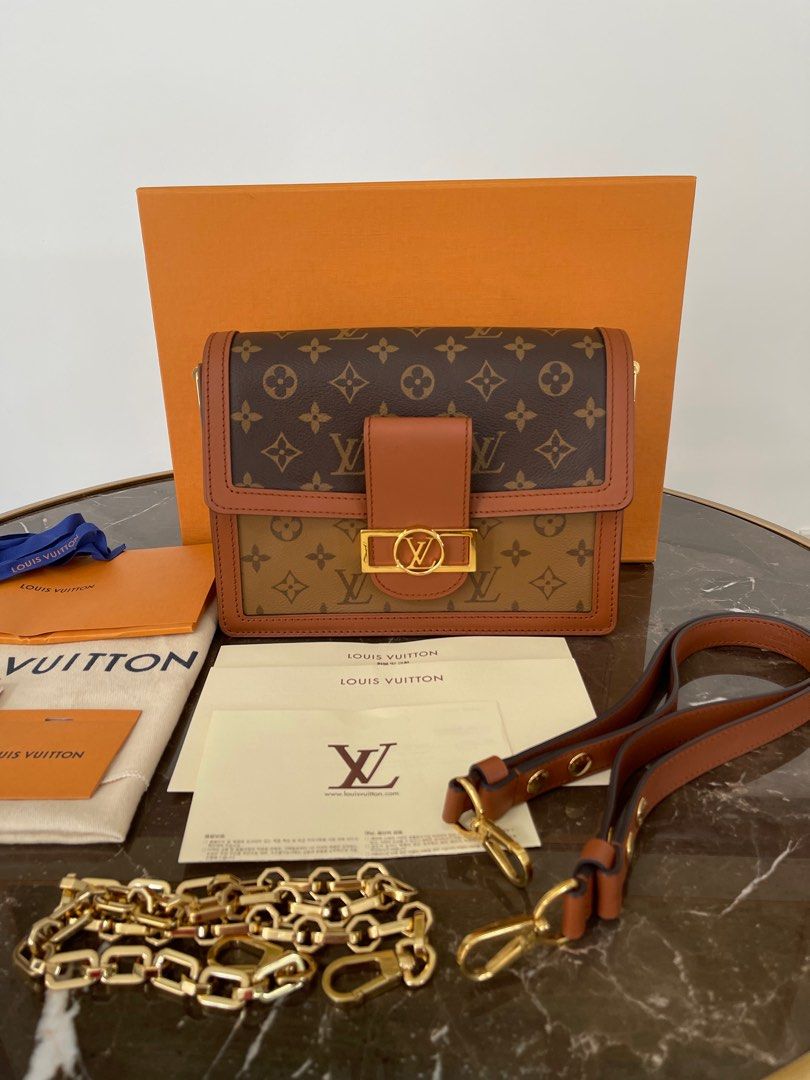 LV Dauphine Medium (Category: Luxury Bags & Wallets) located in Quezon City. Submitted by everthingmustgoph (Listing ID 1290077094, Image 1). Description: LV Dauphine Medium Comes complete with box, dustbag, cards, certificates and its original leather strap and yellow chain. .