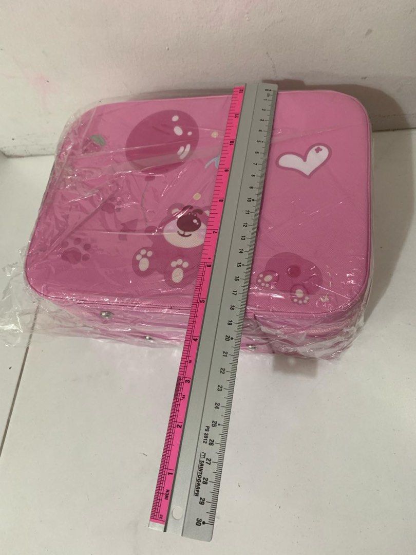 MAKEUP BOX (Category: Everything Else) located in Singapore. Submitted by innexk (Listing ID 1290055889, Image 3). Description: Brand new make up box…bought wrong size…open the plastic only to take photo…including the postage….