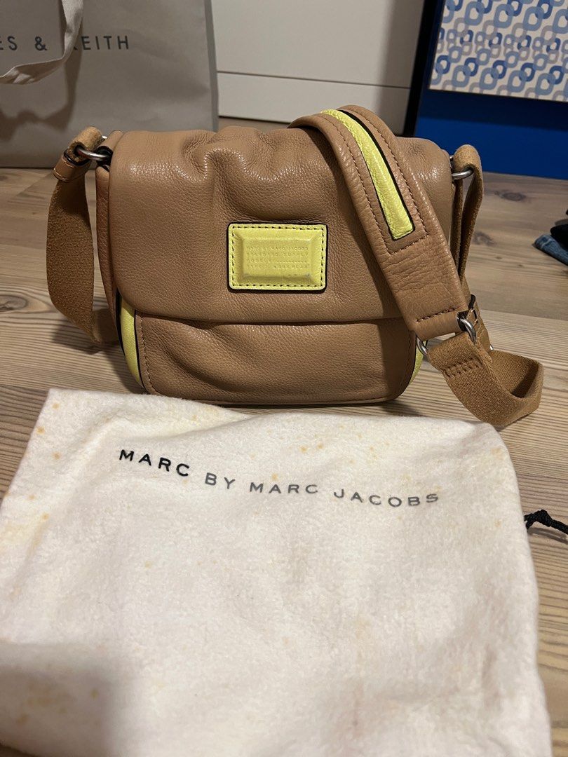 Marc by Marc Jacobs crossbody, Women's Fashion, Bags Wallets