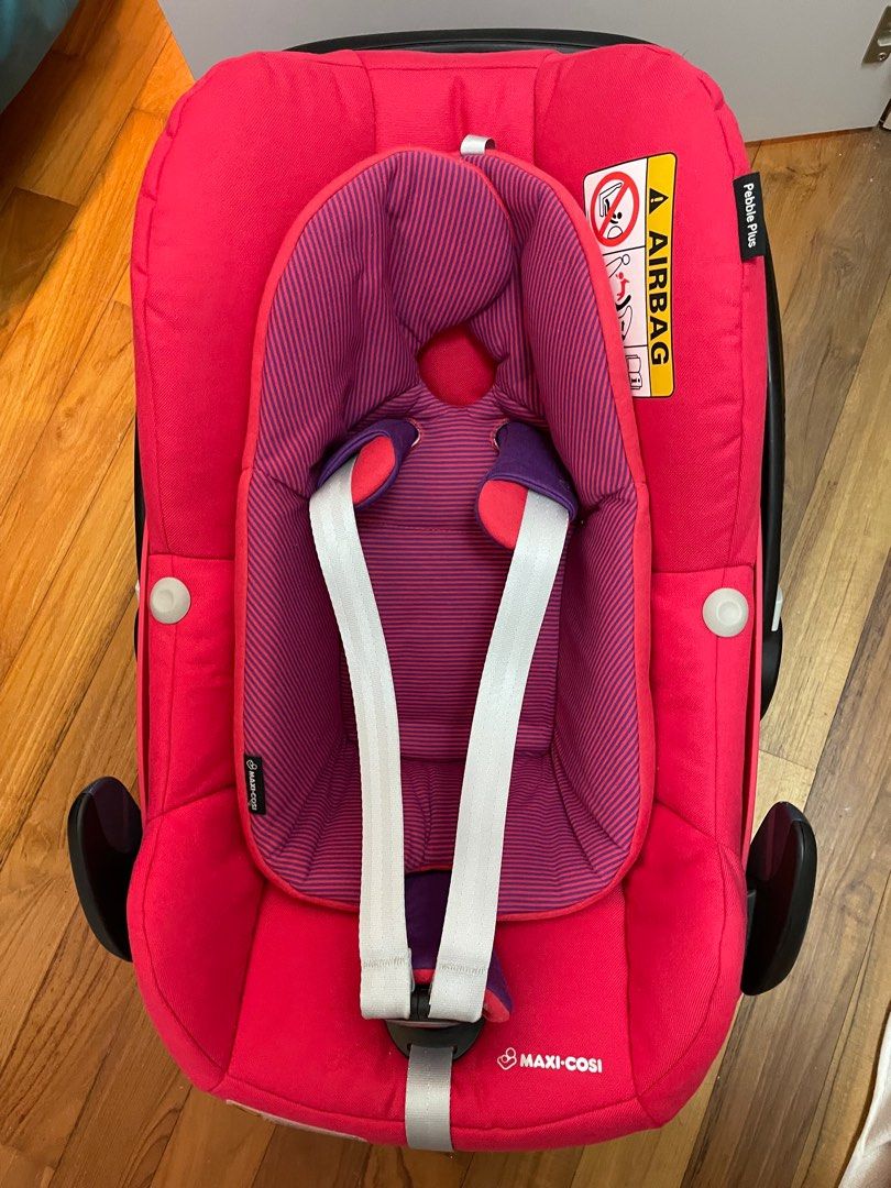 Maxi cosi pebble red 2025