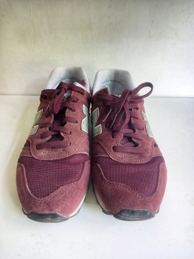 New Balance 373