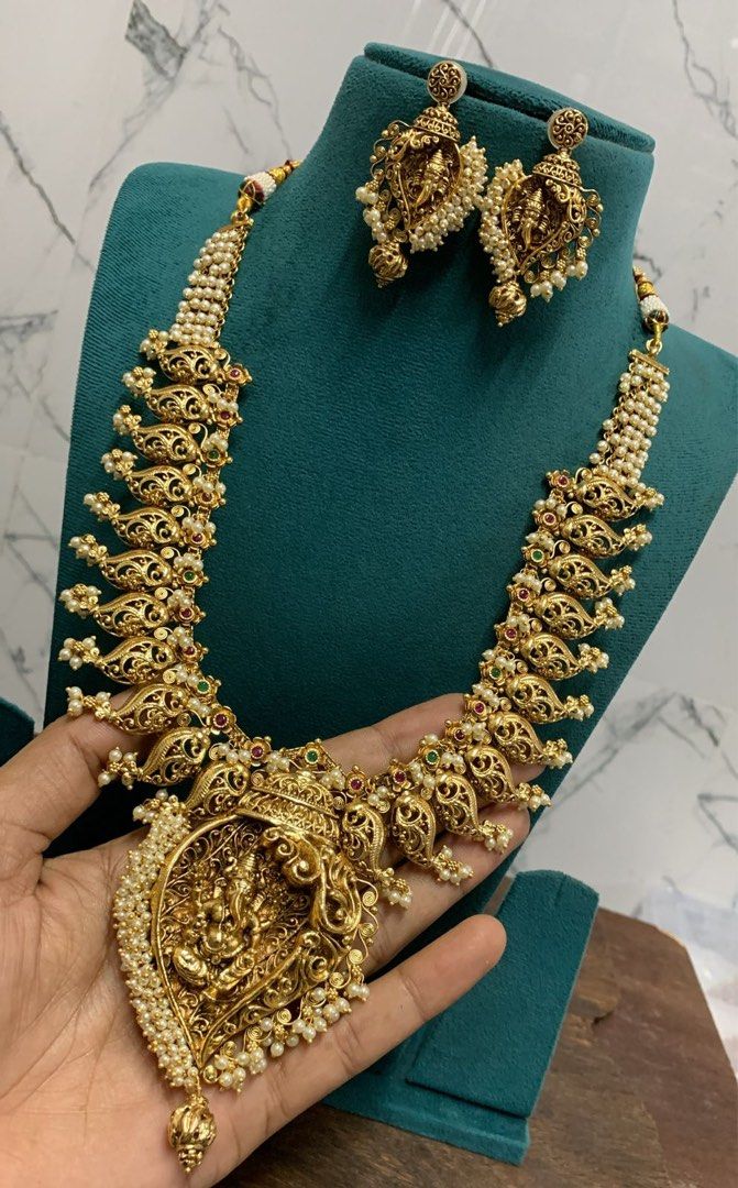 Gold new collection sales