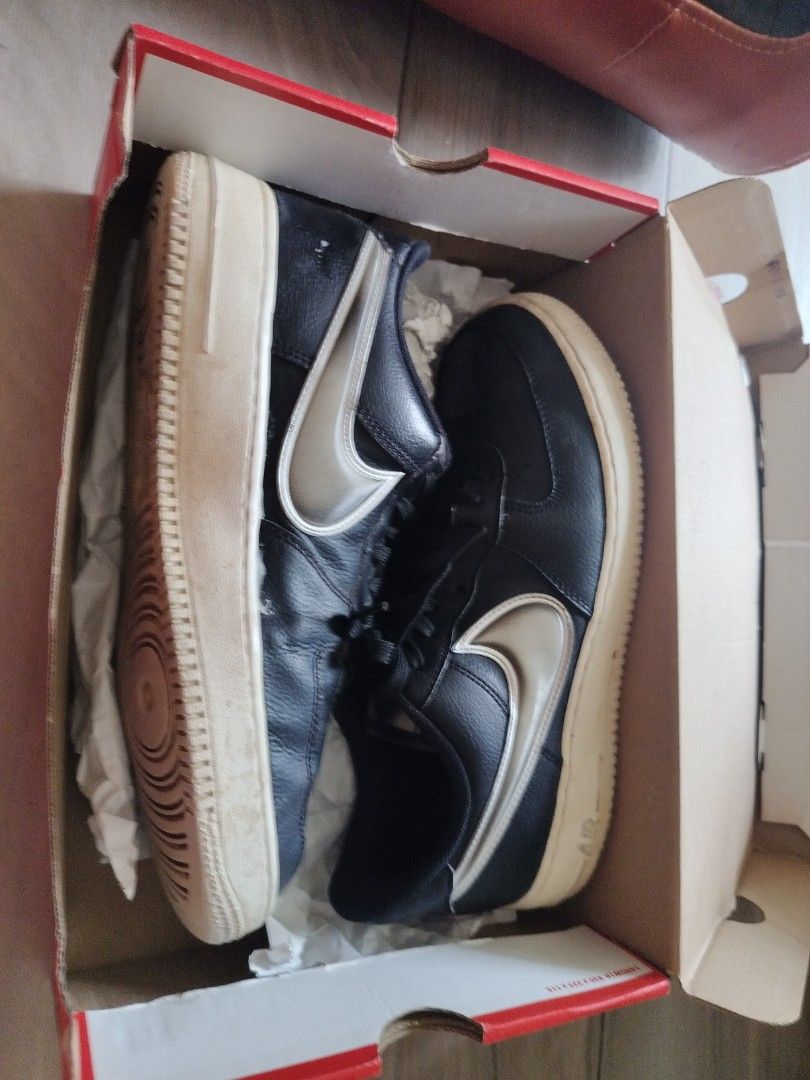 Air force store 1 oversized swoosh