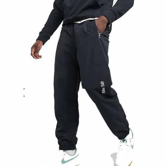 Nike sb jogger 2025