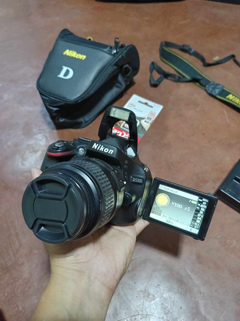 Nikon d5100 Manual si Flash door (Category: Cameras) located in Caloocan City. Submitted by mr.carlo_dslr_laptop (Listing ID 1290089977, Image 2). Description: Nikon D5100 AFS 18-55mm Lente For Vlogging Flipscreen Version Presetable item Pop up Flash Manually ang pag angat minimal Flaw 10,000 NALANG SINCE MY konti flaw 10k fixed price Mahalaga Honest tayu With Flash Firing ( When Open) With Autofocusing With Lens Cap with body d5100 with 18-55mm 