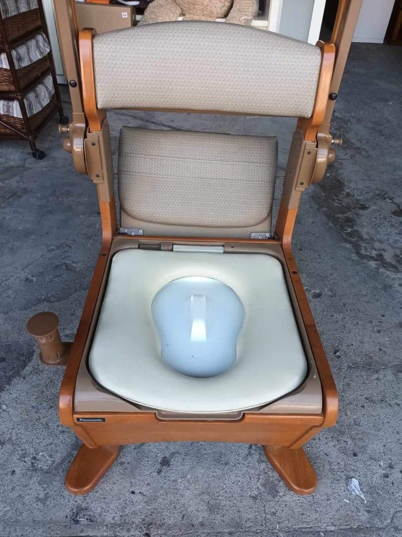 Panasonic commode chair (Category: Chairs) located in Quezon City. Submitted by matetdevis13 (Listing ID 1290009083, Image 1). Description: Panasonic commode chair / portable toilet Price : 4000 21L x 21W x 15H seat height inches Sandalan height 31 inches Solid wood In good condition Code akc 936.