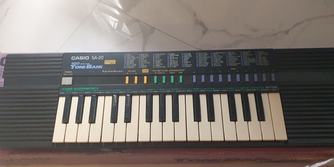 Piano Casio portable (Category: Musical Instruments) located in Manila. Submitted by bebothann (Listing ID 1290036879, Image 3). Description: casio portable piano operated by 5 AA batteries as is where is good working condition gcash payment 100 diff. sound can be operated in diff beats/rhytem shipping fee c/o buyer.