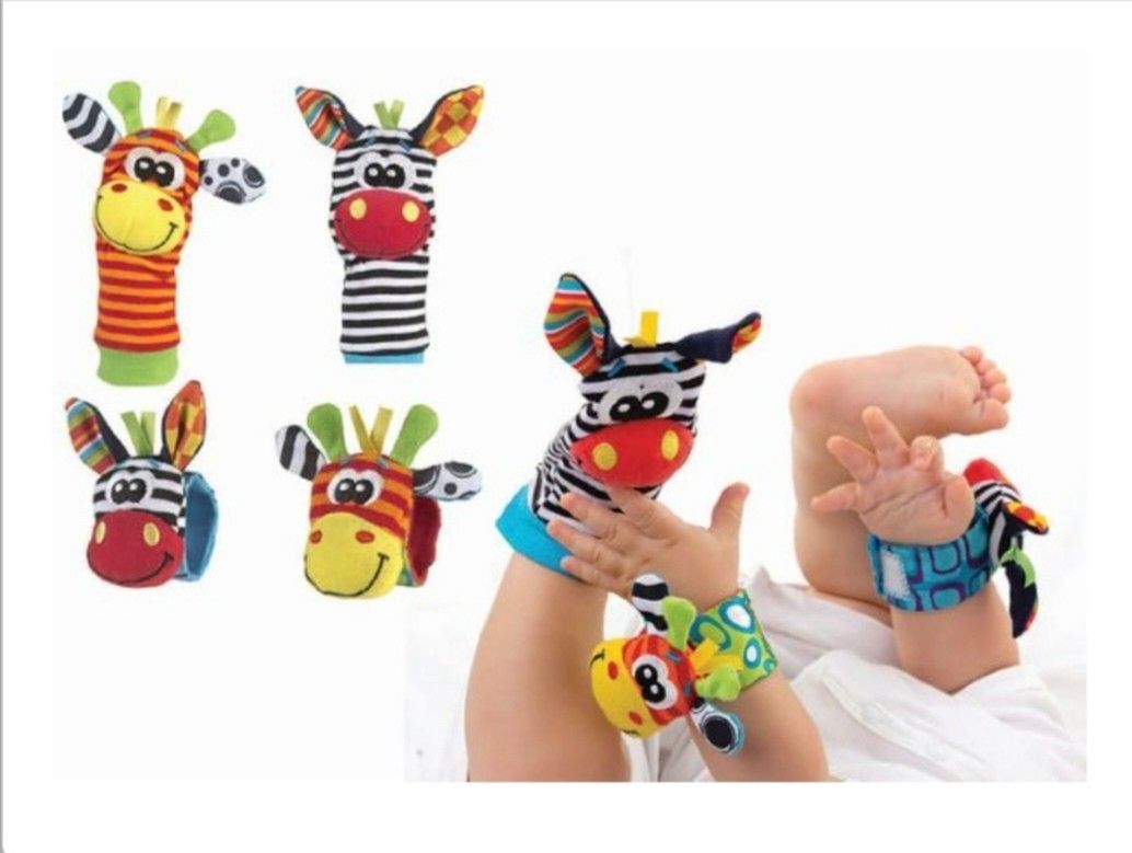 Playgro jungle wrist sales rattle and foot finder