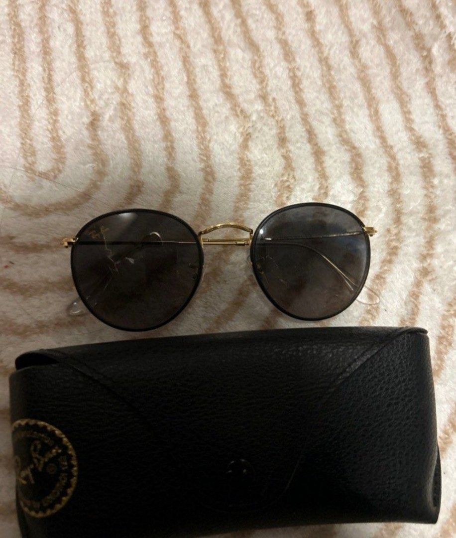 Rayban sunglasses wayfarer clubmaster Oakley frogskin Holbrook ray